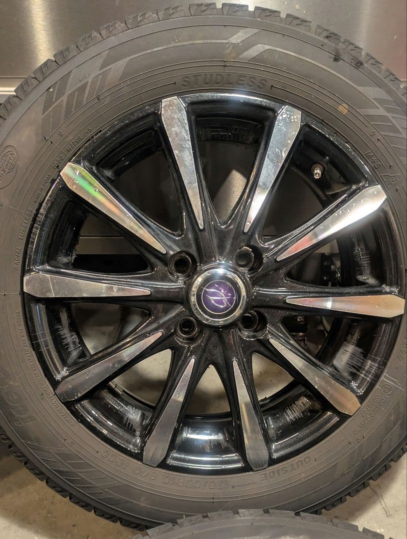 スタッドレス 2022年タイヤ 15インチ 送料込み アイスガードトヨタ等