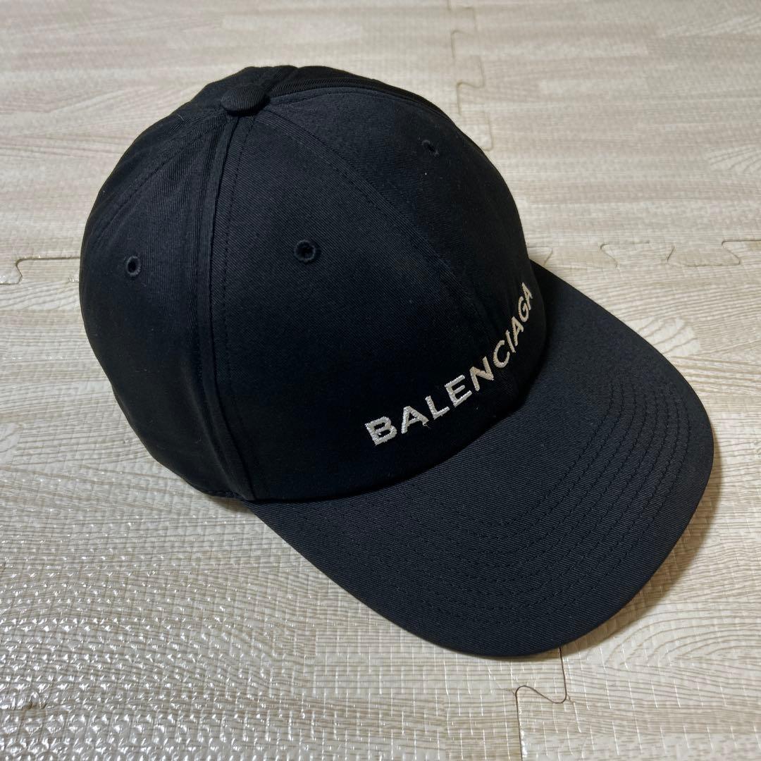 BALENCIAGA CAP ブラック　L58