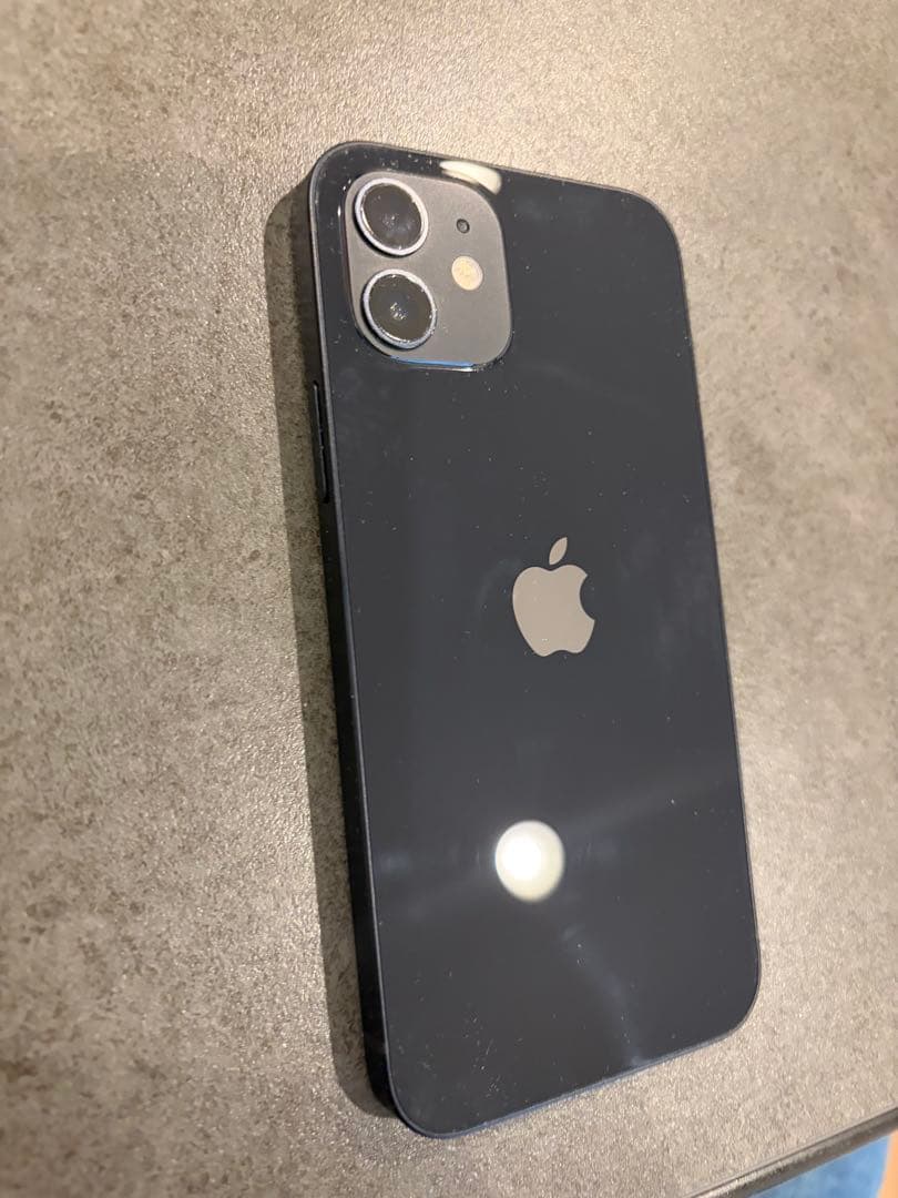 iPhone12 128GB データ削除済み