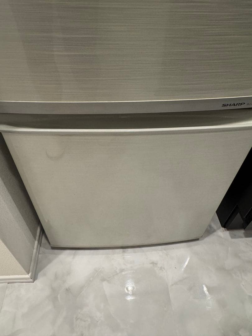 8/16まで限定　美品SHARP シルバー冷蔵庫 SJ-PD14T-N　送料込