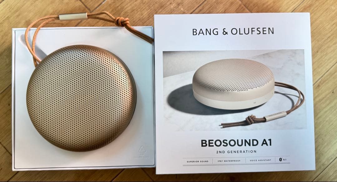 美品　Bang & Olufsen Beosound A1 2nd ゴールド色