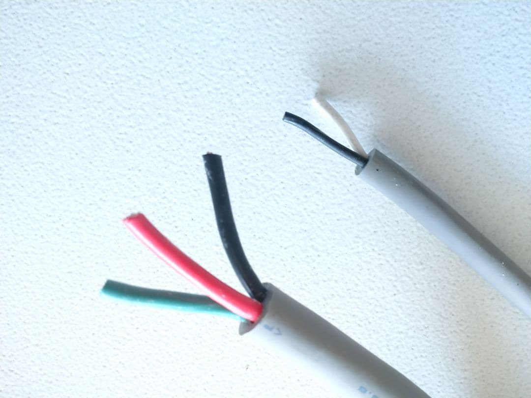 電気蓄熱暖房機 暖吉くん UHSⅡ