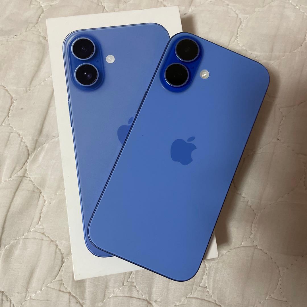 こ*じ様 iPhone16 128GB ウルトラマリン