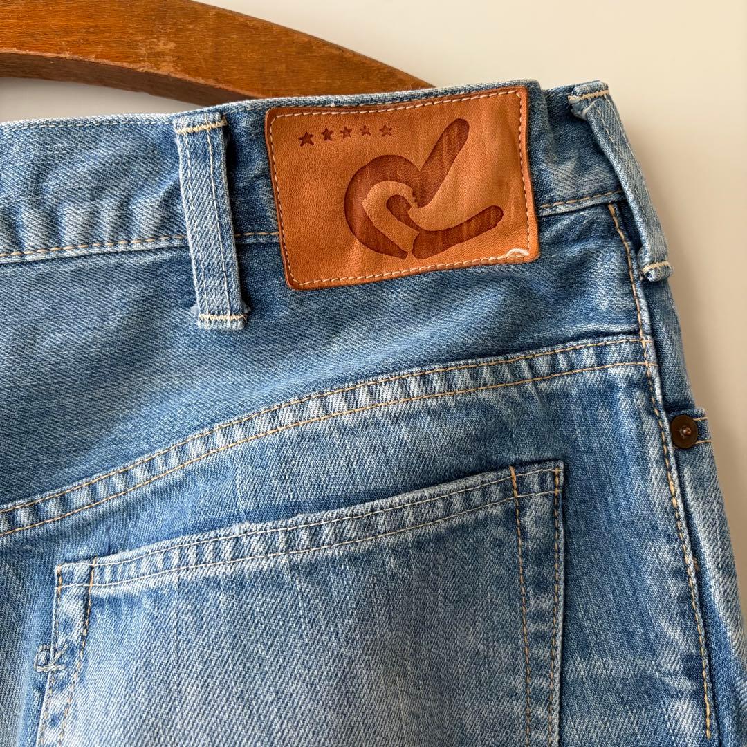 45R ライ麦デニムのクロスビー5遖加エ（アネモネ刺繍）　¥134,200