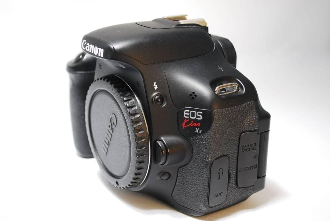 ❤️超美品‼️簡単操作❤️CANON KISS X5 手ぶれ補正 一眼レフカメラ