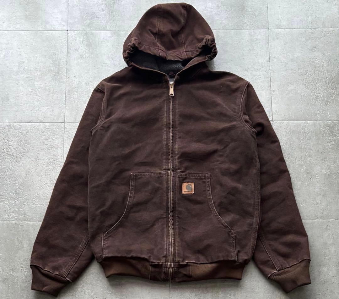 カーハート　アクティブジャケット　ブラウン　フェード　サイズ感◎