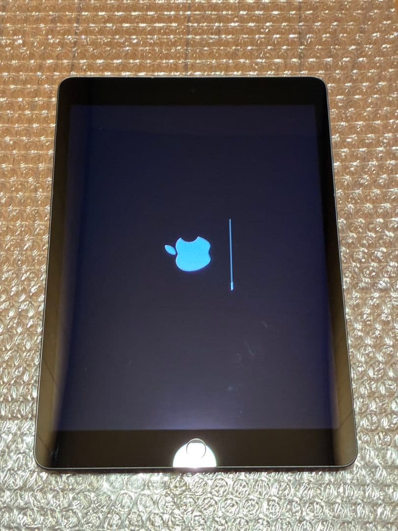 Apple　iPad　第9世代　64GB Wi-Fiモデル　本体のみ　美品