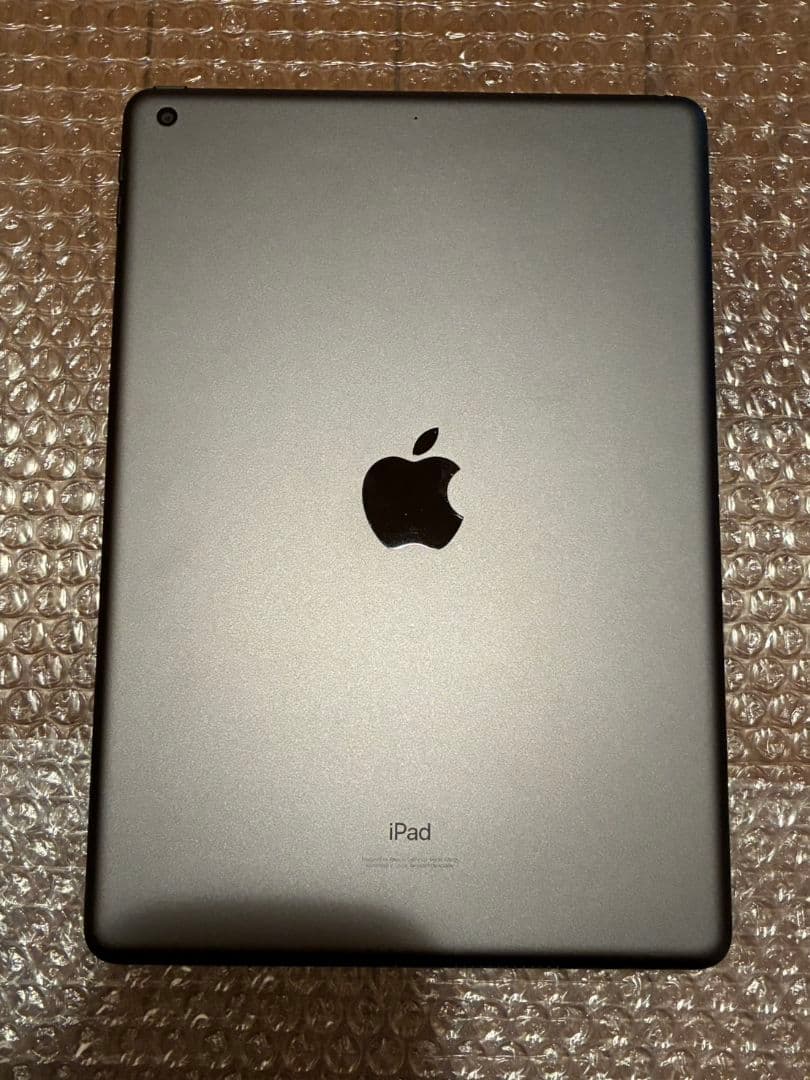 Apple　iPad　第9世代　64GB Wi-Fiモデル　本体のみ　美品
