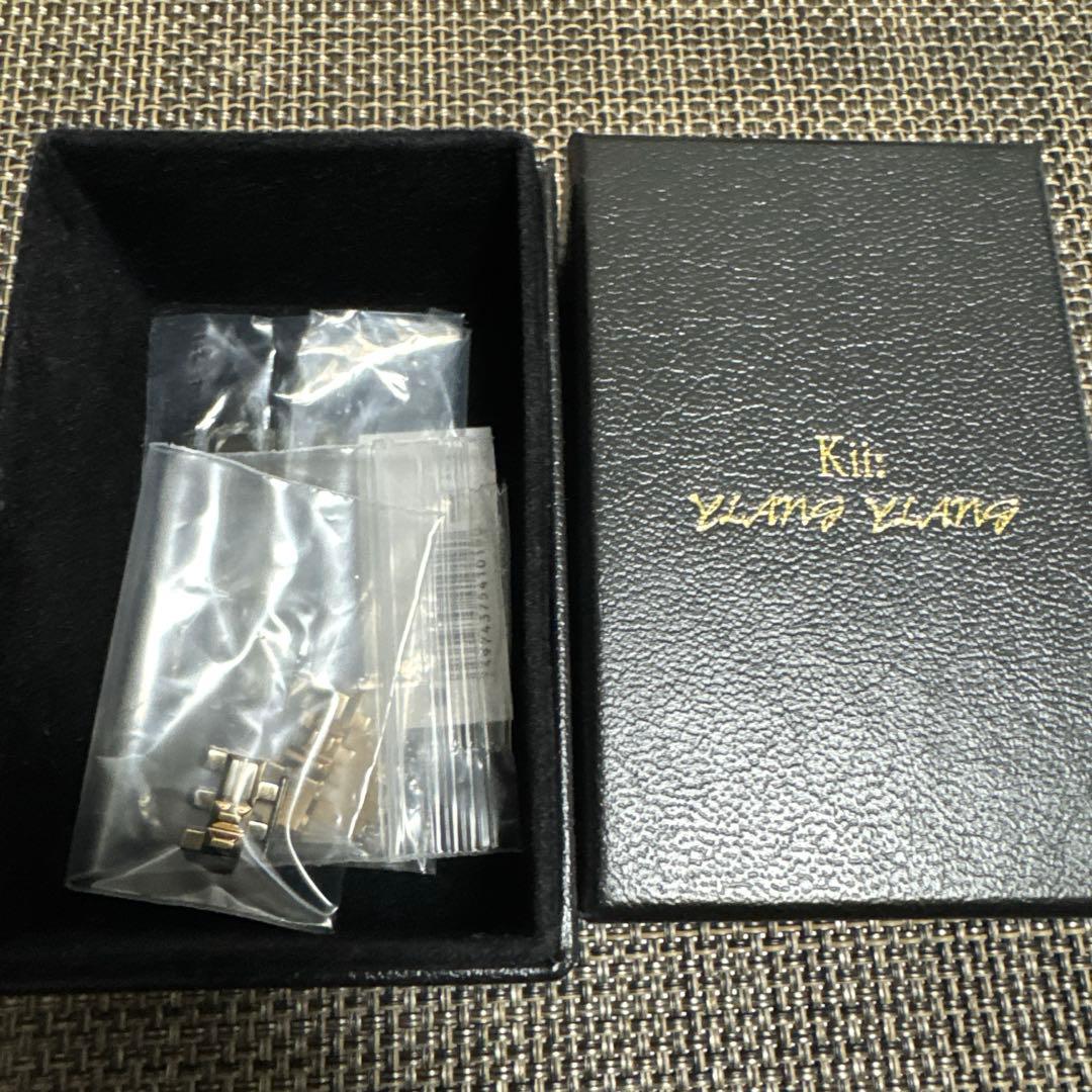 シチズンkii×イランイラン コラボアナログ腕時計