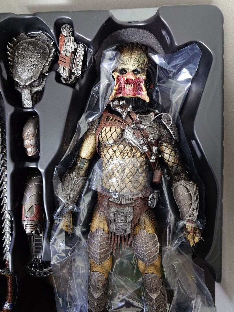 S*a様 ホットトイズ1/6ウルフ・プレデター（2019年版）