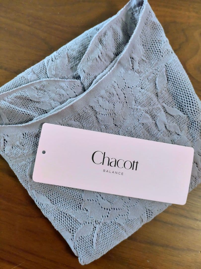 チャコット　ノーソーイング　シアーレースボートネックトップ（M）