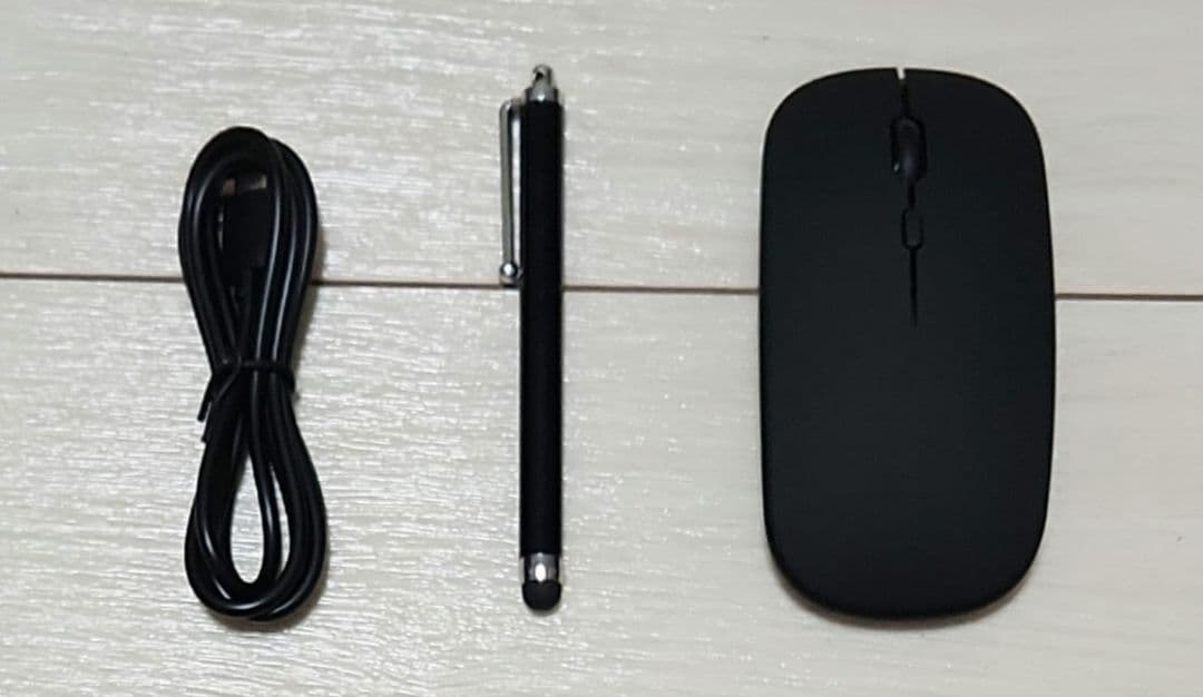 Android 15 タブレット 10.1インチ 付属品込み