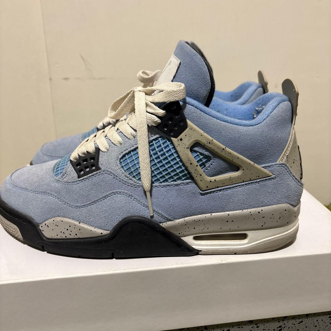埼玉Nike Air Jordan 4 \"University Blue\"