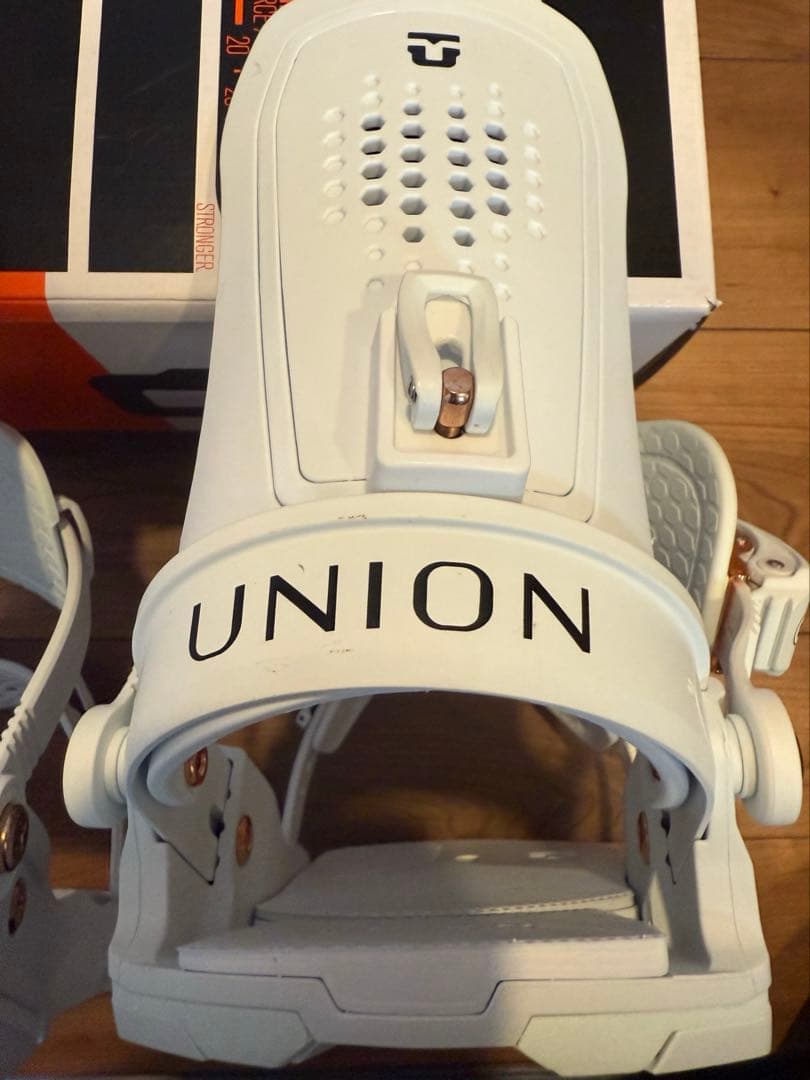 ぴくば　UNION TRILOGY ユニオン　トリロジー　ホワイト