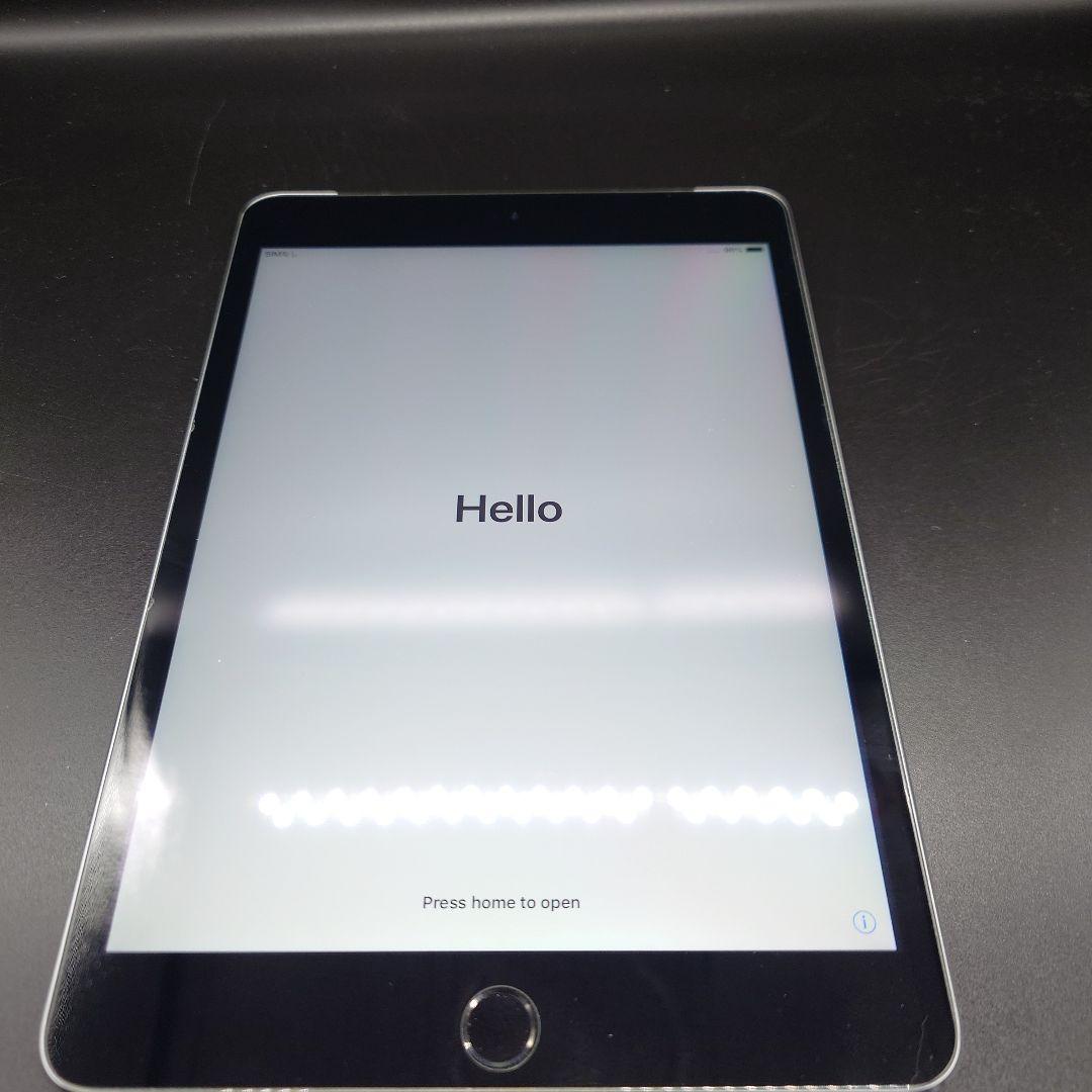 Cellularモデル　Apple iPad mini3 16GB シルバー