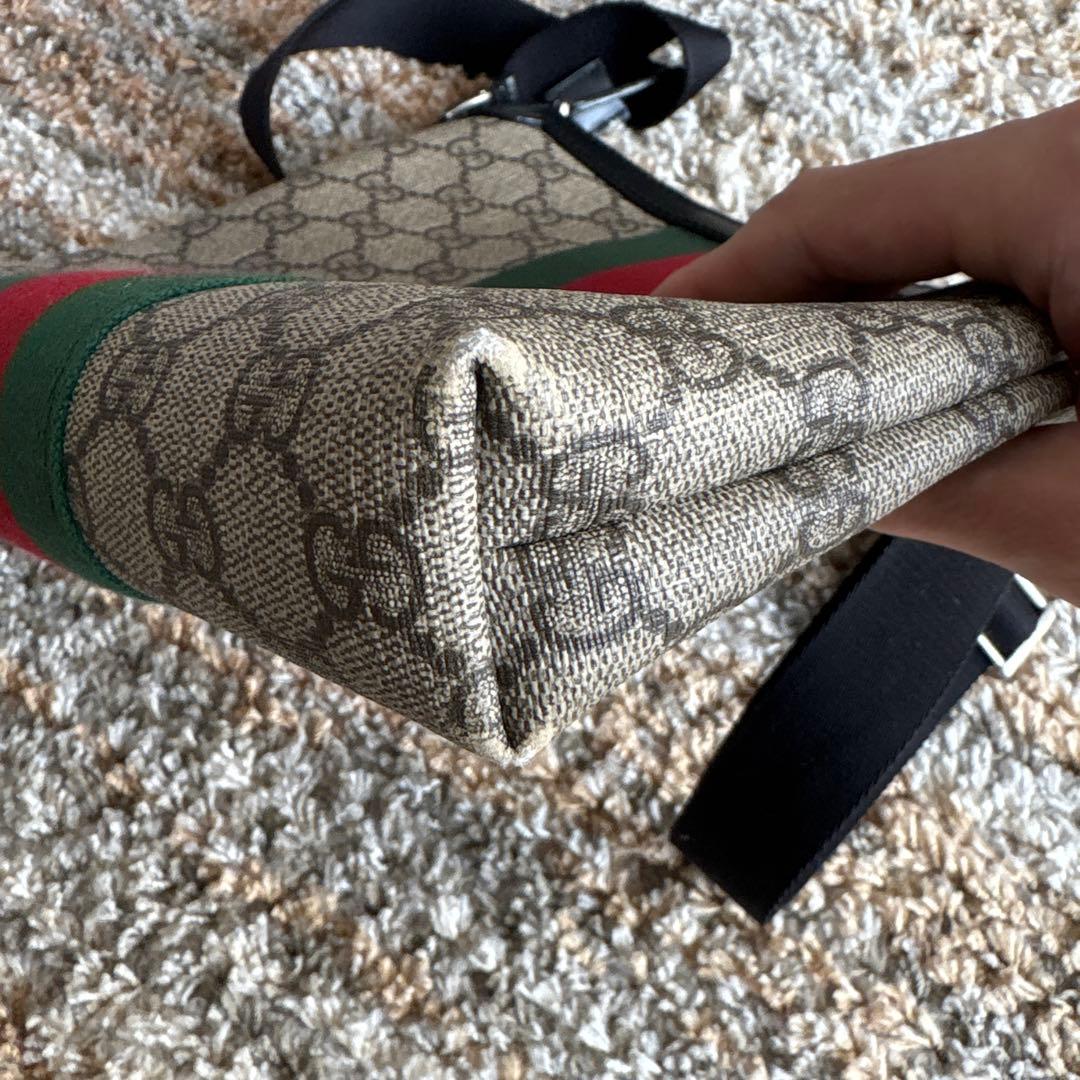 GUCCI メッセンジャーバッグ GG スプリーム フラットバッグ ベージュ 柄