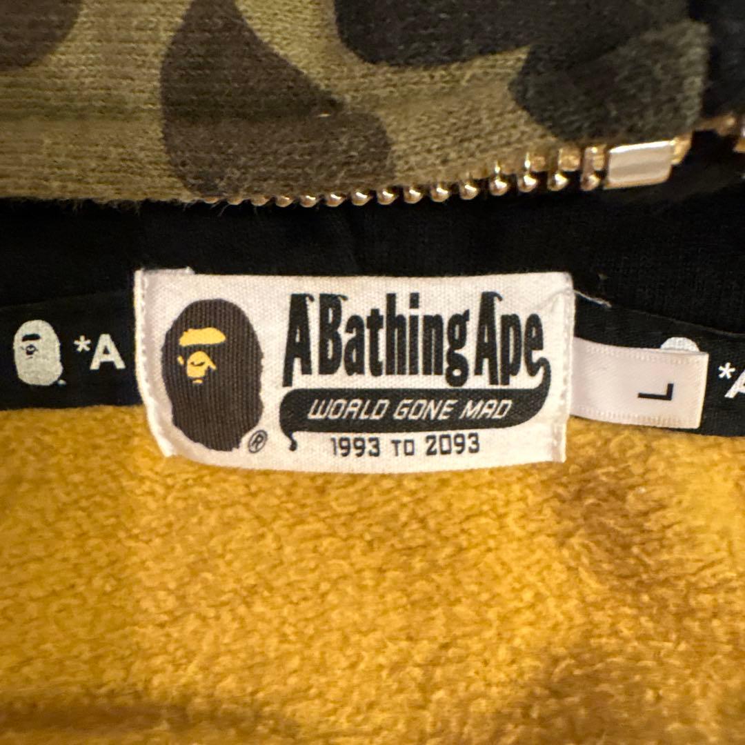 ジャケット・アウター A BATHING APE SHARK FULL ZIP HOODIE