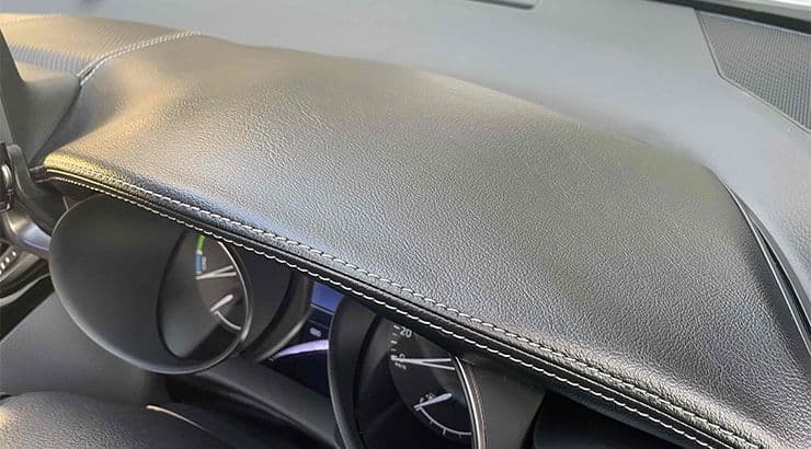 C-HR用ダッシュボードカバー　Leather Custom FIRST