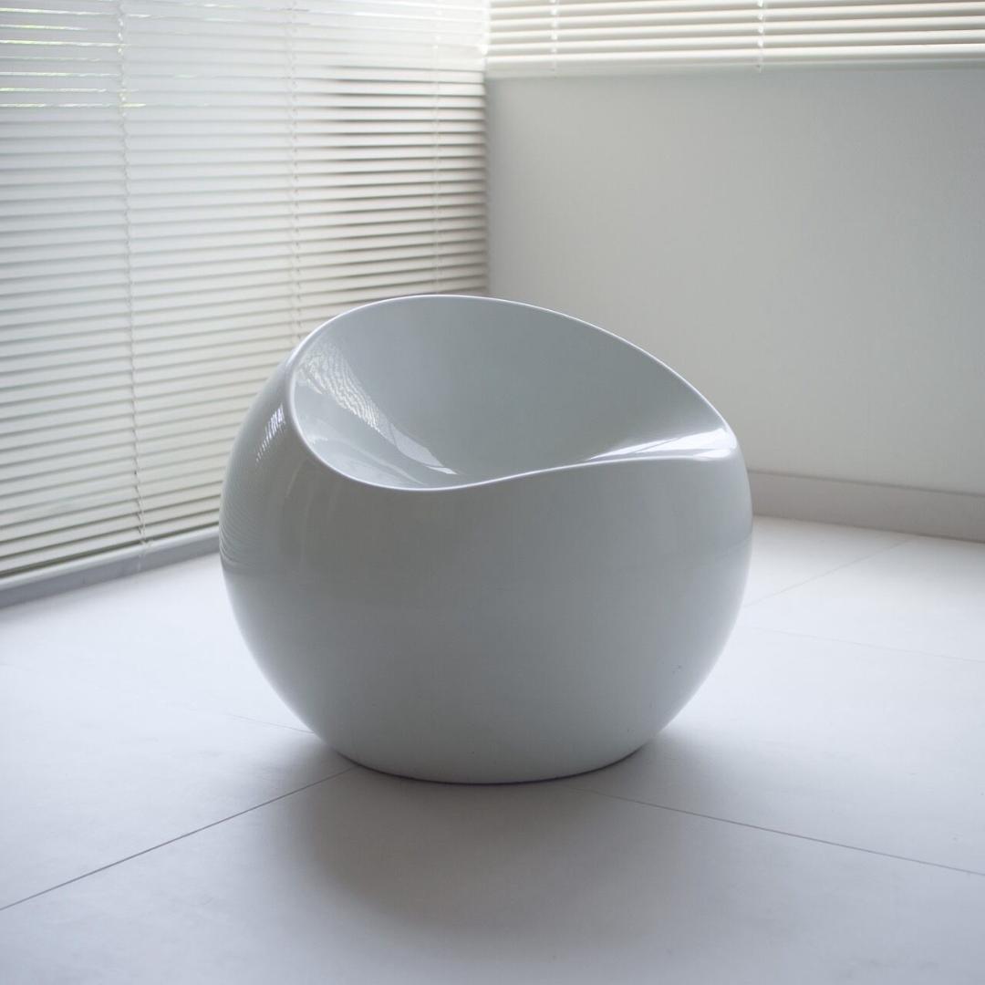 Finn Stone / フィンストーン ボールチェア 白