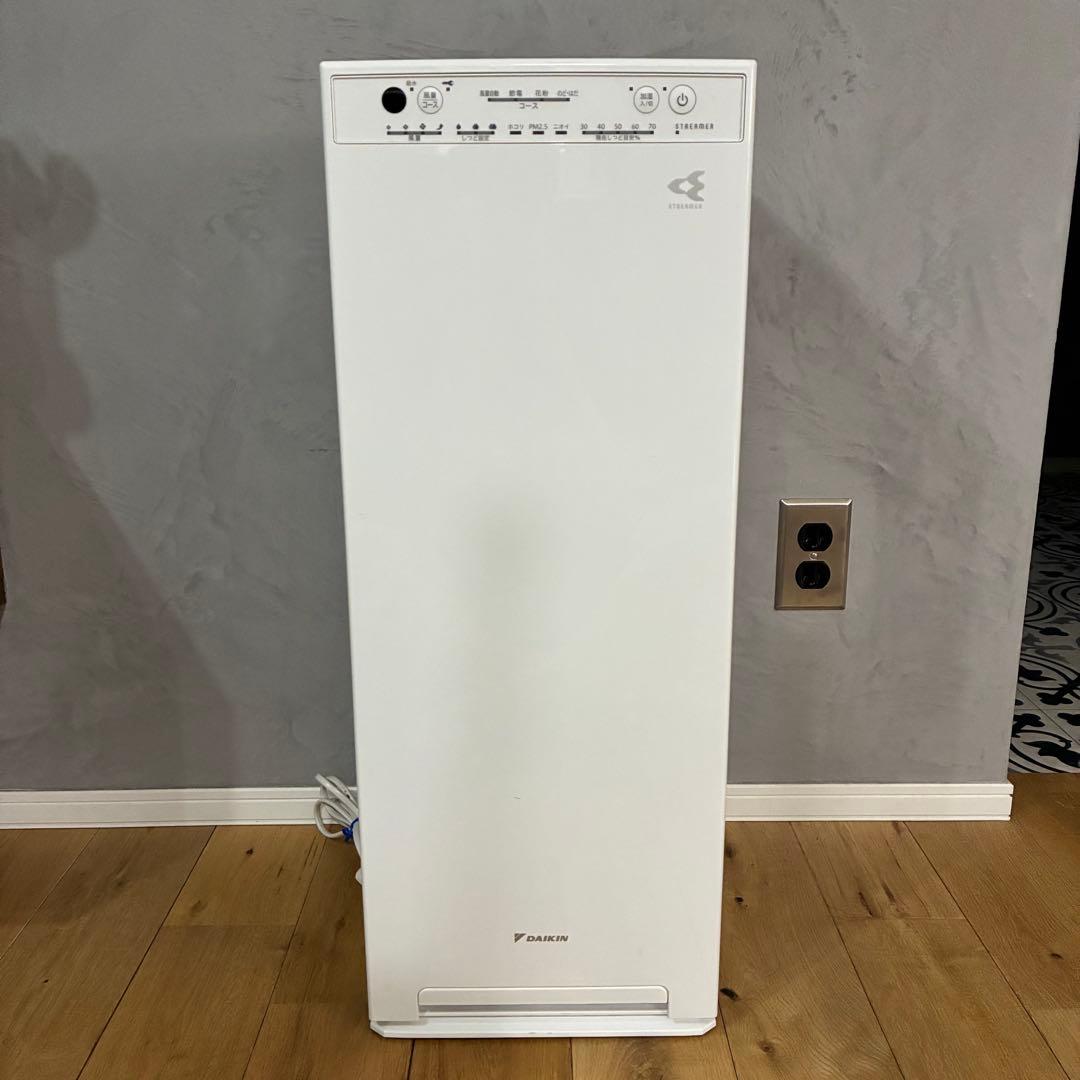 『美品』2022年式　ダイキン　空気清浄機＆加湿器 MCK55YBK-W