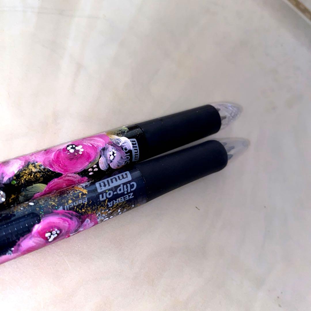 2026年度手帳　エプロン　三角巾　薔薇　手描き　トールペイント