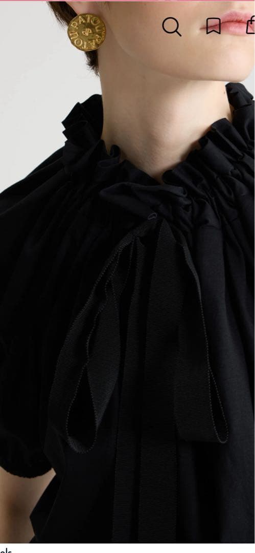 PATOU 黒 フリル付き　カットソー　トップス