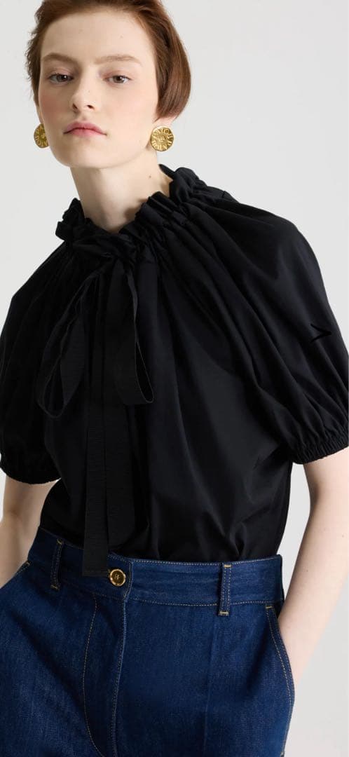 PATOU 黒 フリル付き　カットソー　トップス