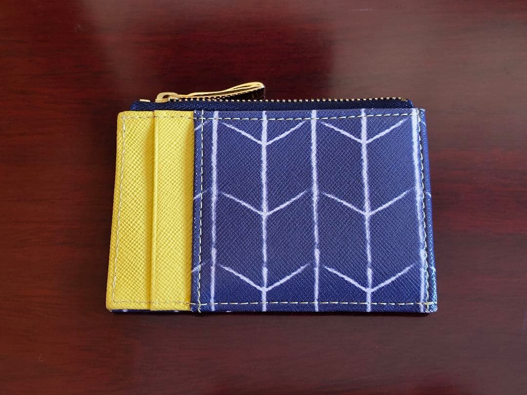 プロシュート レザーコレクション ケース