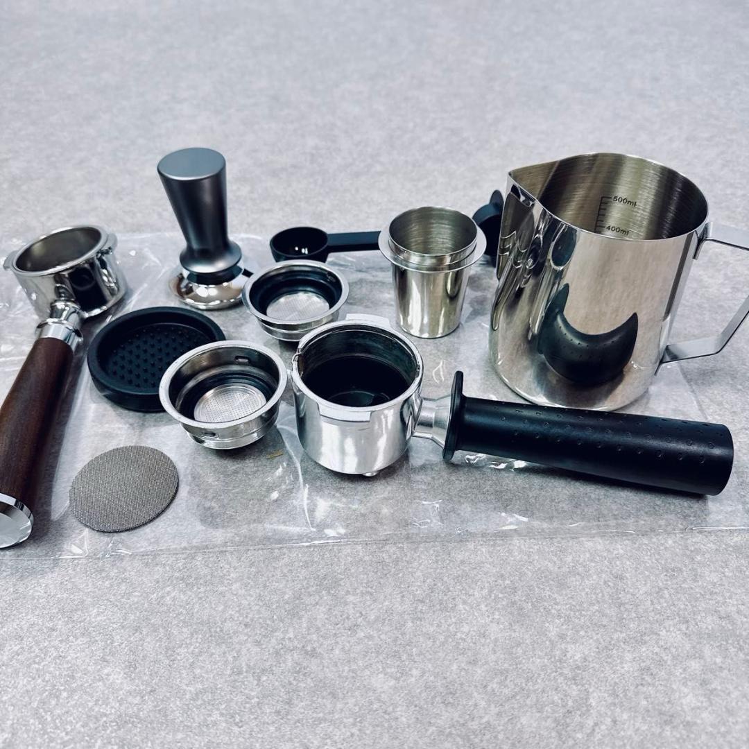 デロンギ スティローザ エスプレッソ カプチーノメーカー EC235J