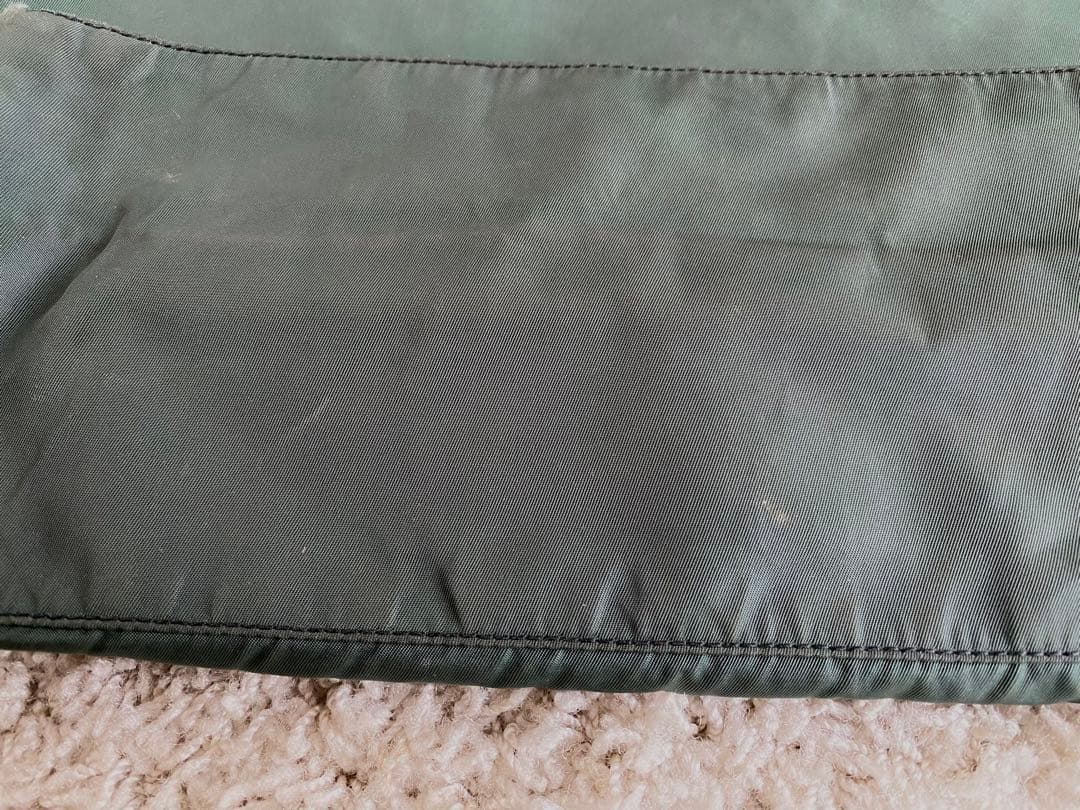 プラダ トートバッグ 三角ロゴプレート グリーン カーキ ナイロン