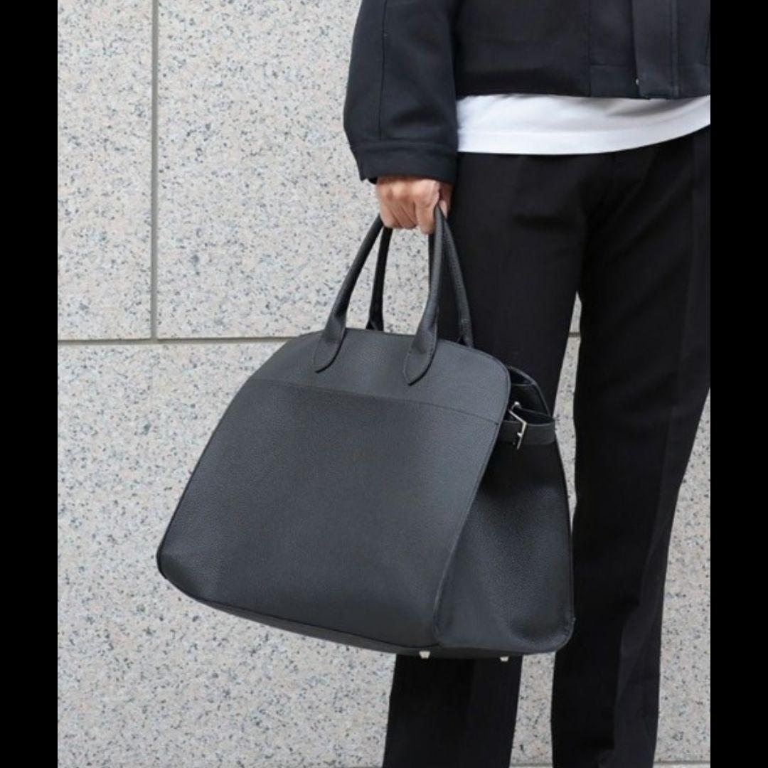 The Rowのマルゴー17風レザートートバッグ