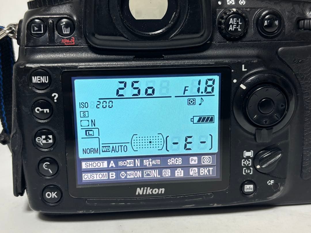 Nikon ニコン D700 ボディ 充電器付き