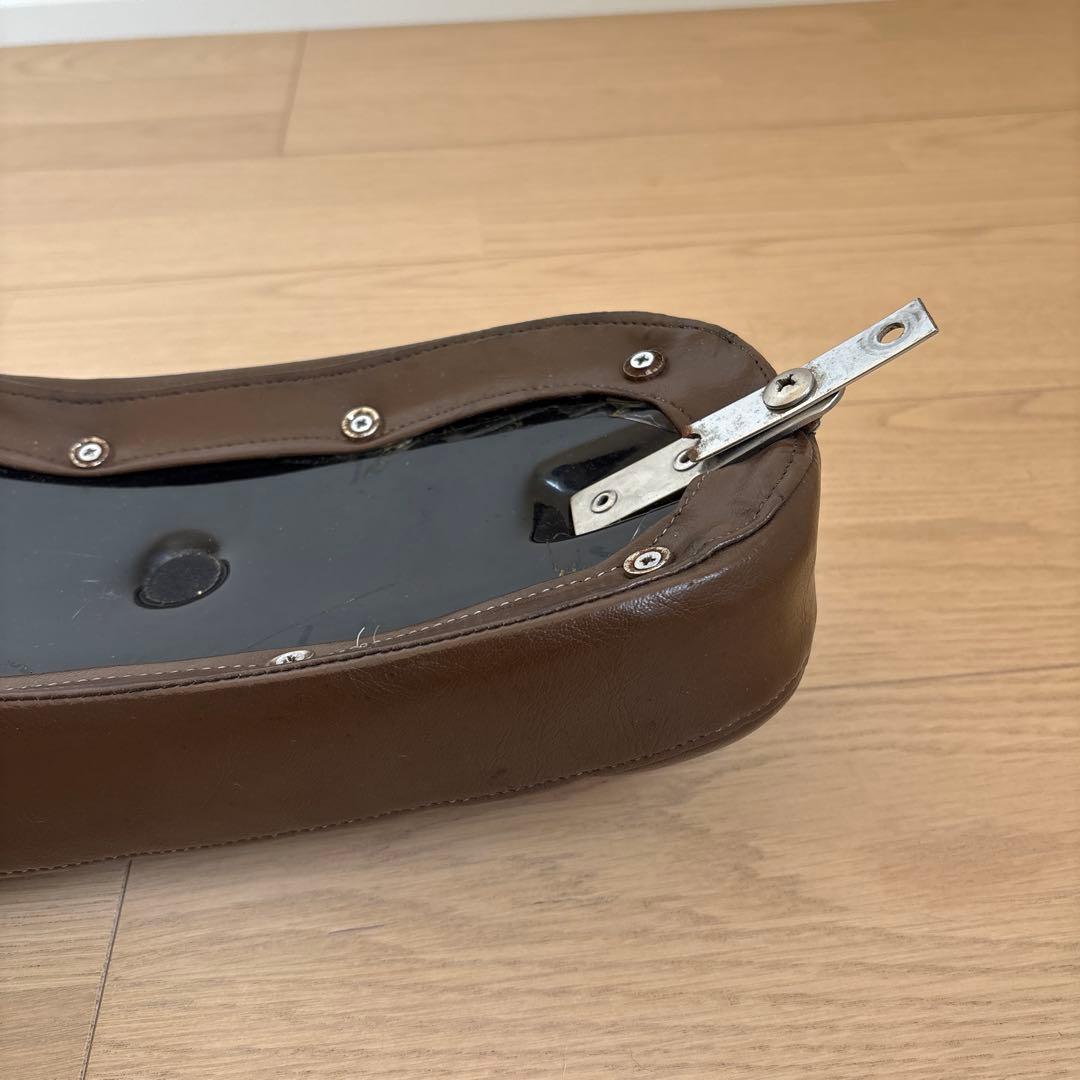 スポーツスター　シート