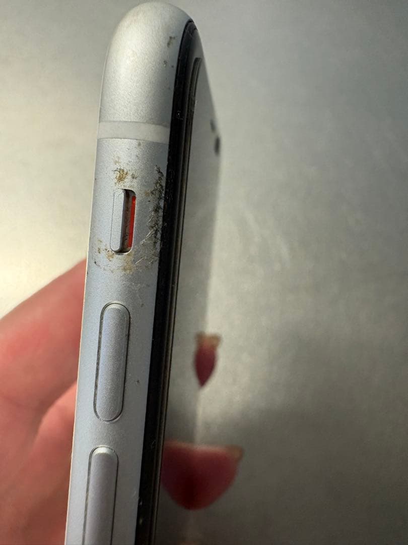 m*i様 Apple iPhone XR ホワイト 本体