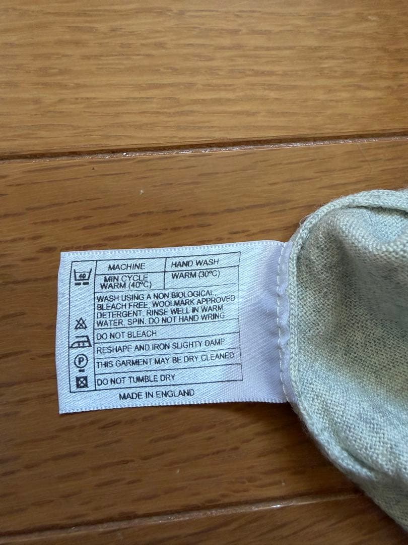 ジョンスメドレー JOHN SMEDLEYタートルネック 美品