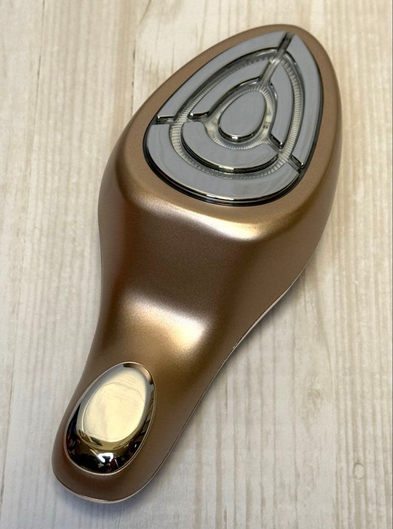 IKKOプロデュース MEラボンエクラ 美顔器 ECL-01 フェイスケア