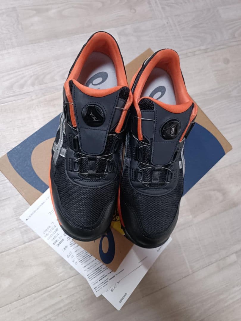 【ほぼ新品】ASICS 安全靴 28.0c m BOAダイヤル式 。