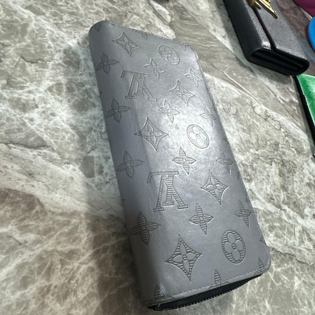 Louis Vuitton グレー 長財布 モノグラム　箱付き