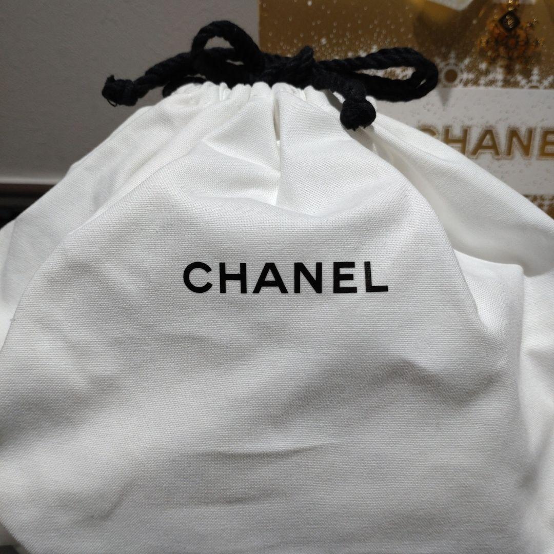 【CHANEL】ラコレクションギフト ビューティーBOX（白い巾着ポーチ付）