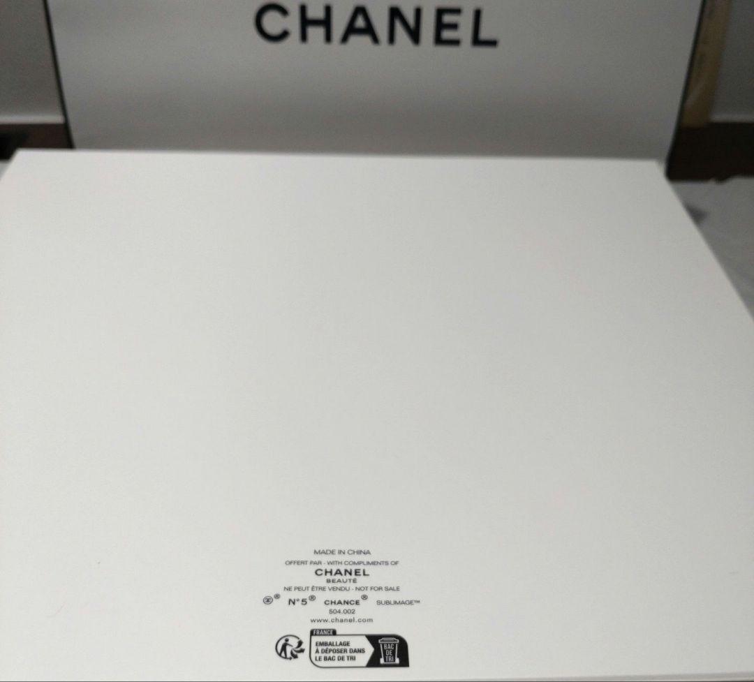 【CHANEL】ラコレクションギフト ビューティーBOX（白い巾着ポーチ付）