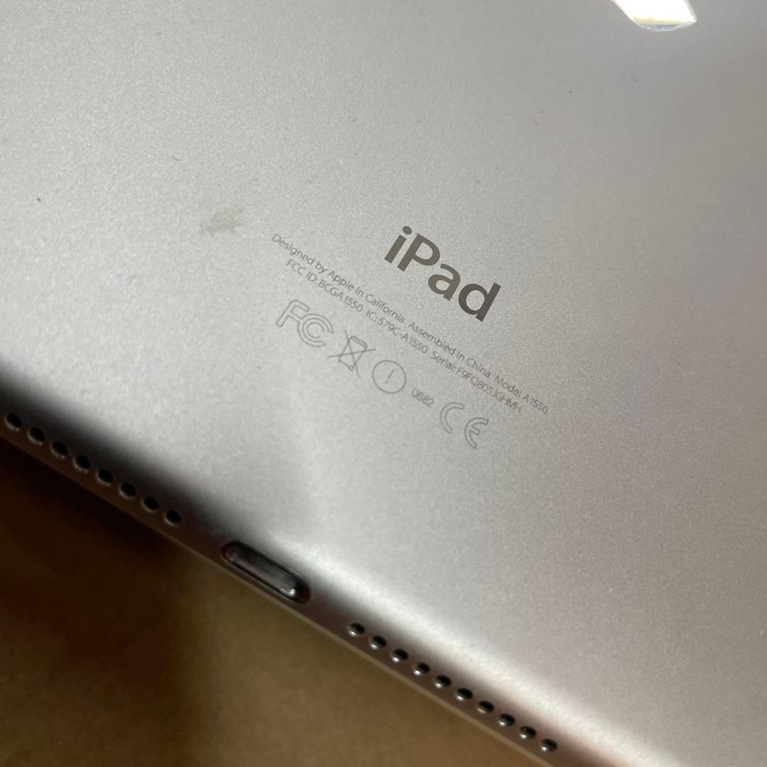 Apple iPad mini 4. 16 GB SIM フリー 初期化済み