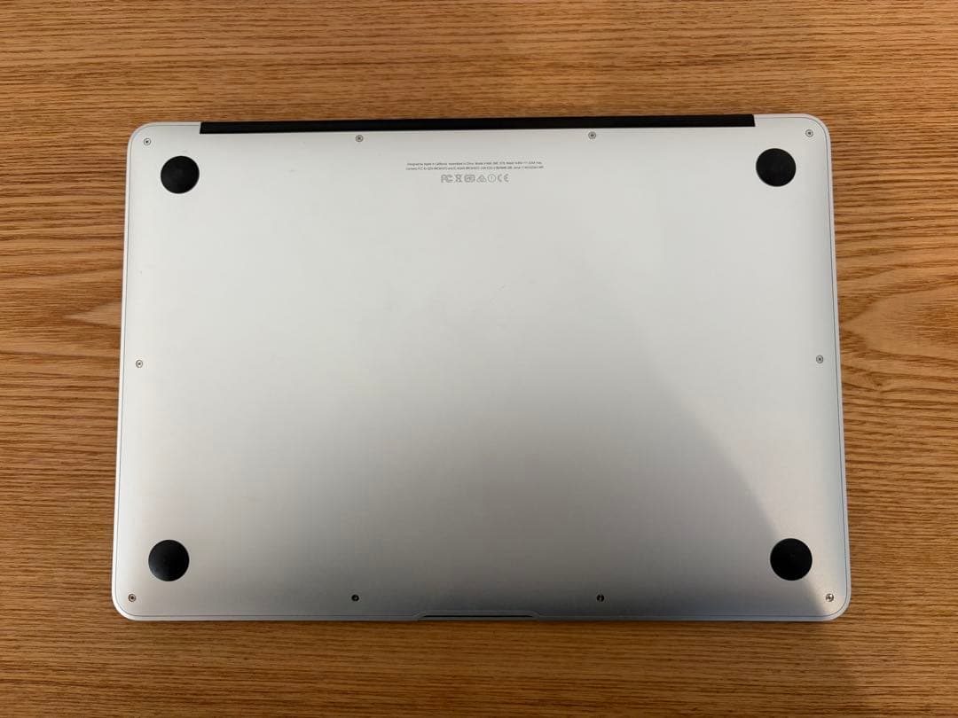 【美品】MacBook Air 13 inch 2017 8GB/256GB
