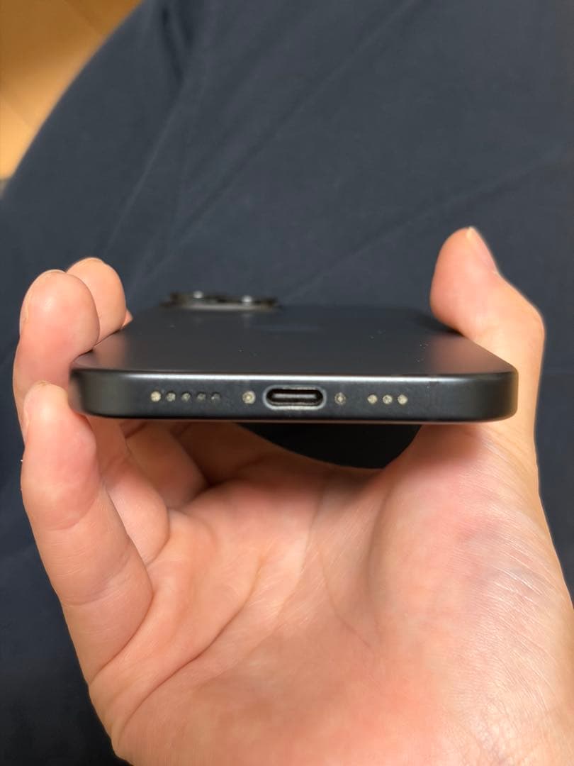 【美品】iPhone15本体　128GB