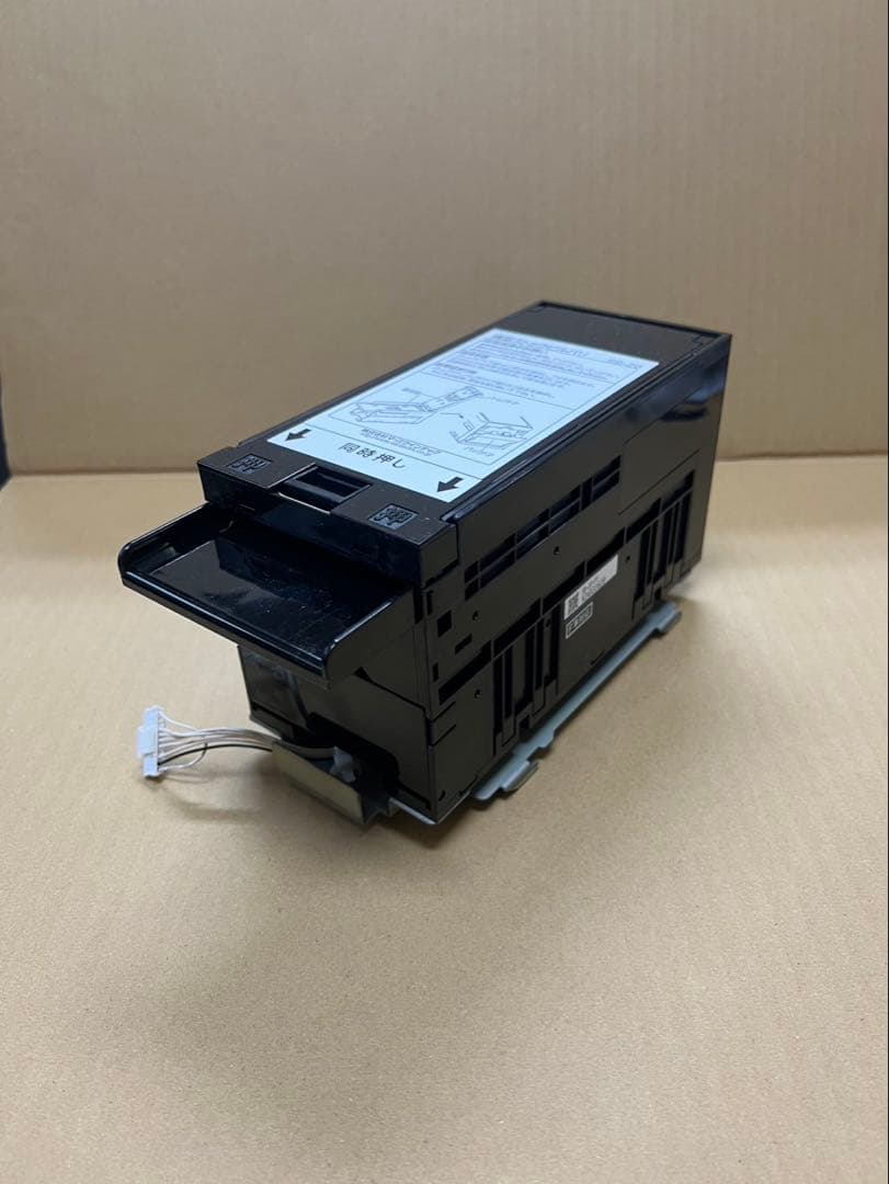 にゃー　令和6年新札対応両替機　1000円→100円×10枚　領収書OK