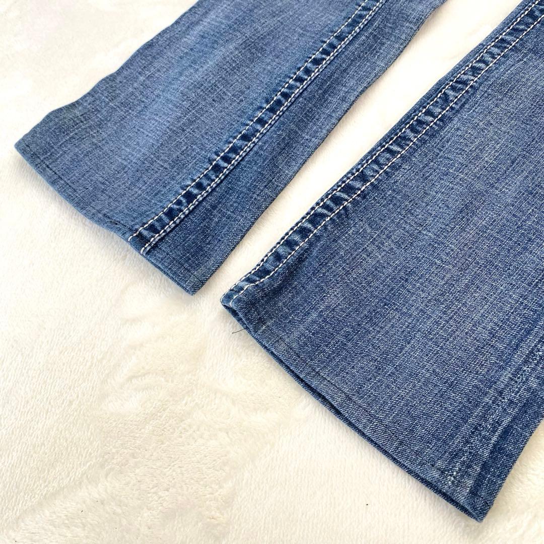 サカ ✨美品✨ フレア ブーツカット デニム ロゴ刻印 金具