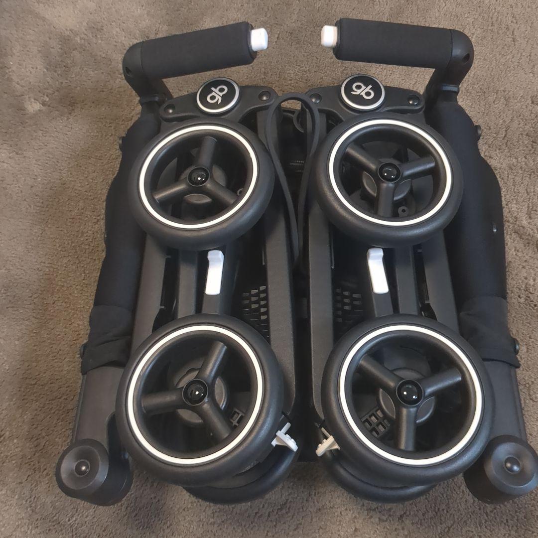 飯尾Tで猫美品pockit 折りたたみベビーカー