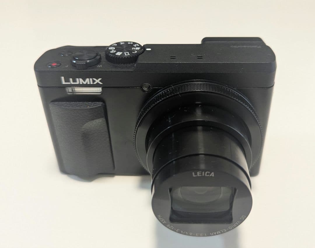 【美品】64GBメモリーカード付 Panasonic LUMIX DC-TZ90