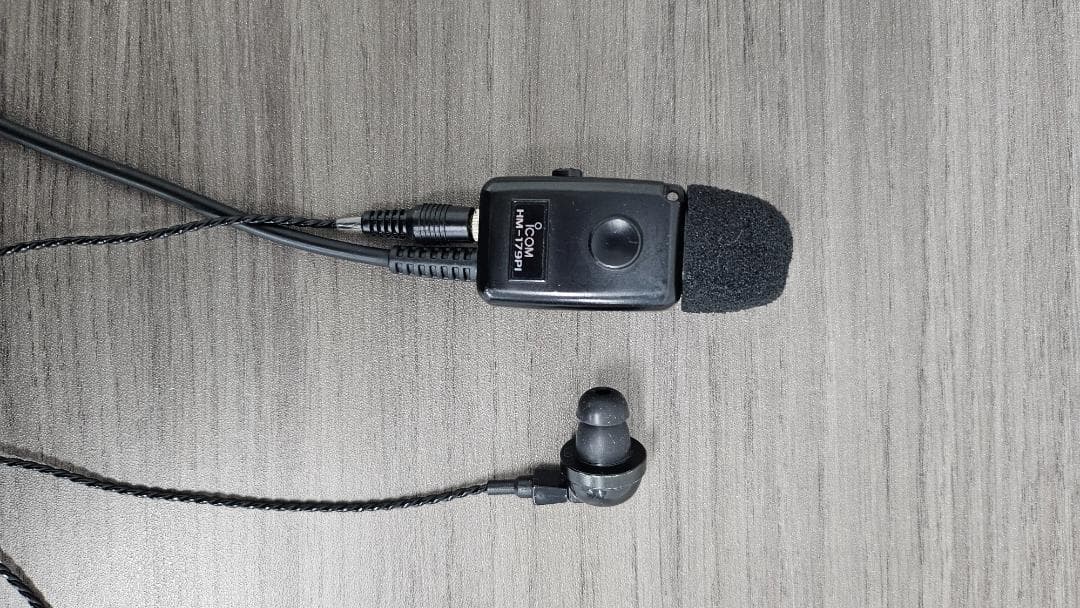 アイコム IC-4300 トランシーバー５個／ 二口タイプ充電器３個セット