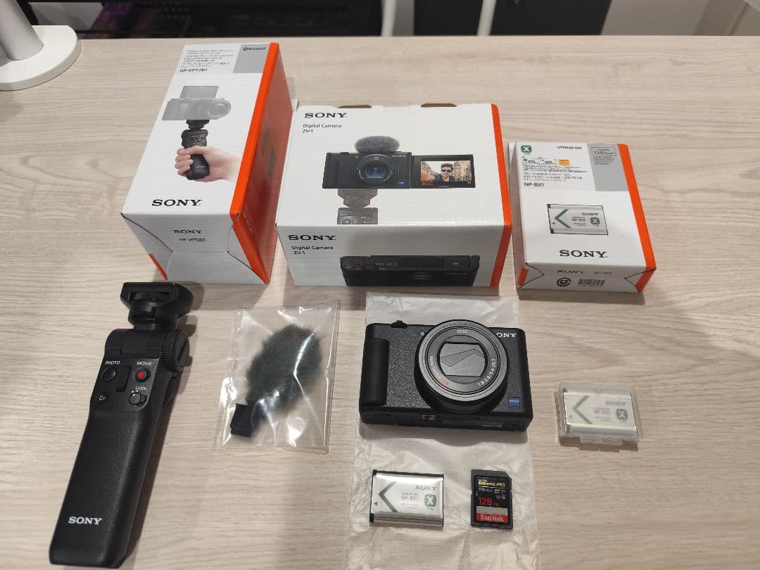 SONY VLOGCAM ZV-1Gシューティンググリップキット SDカード付き