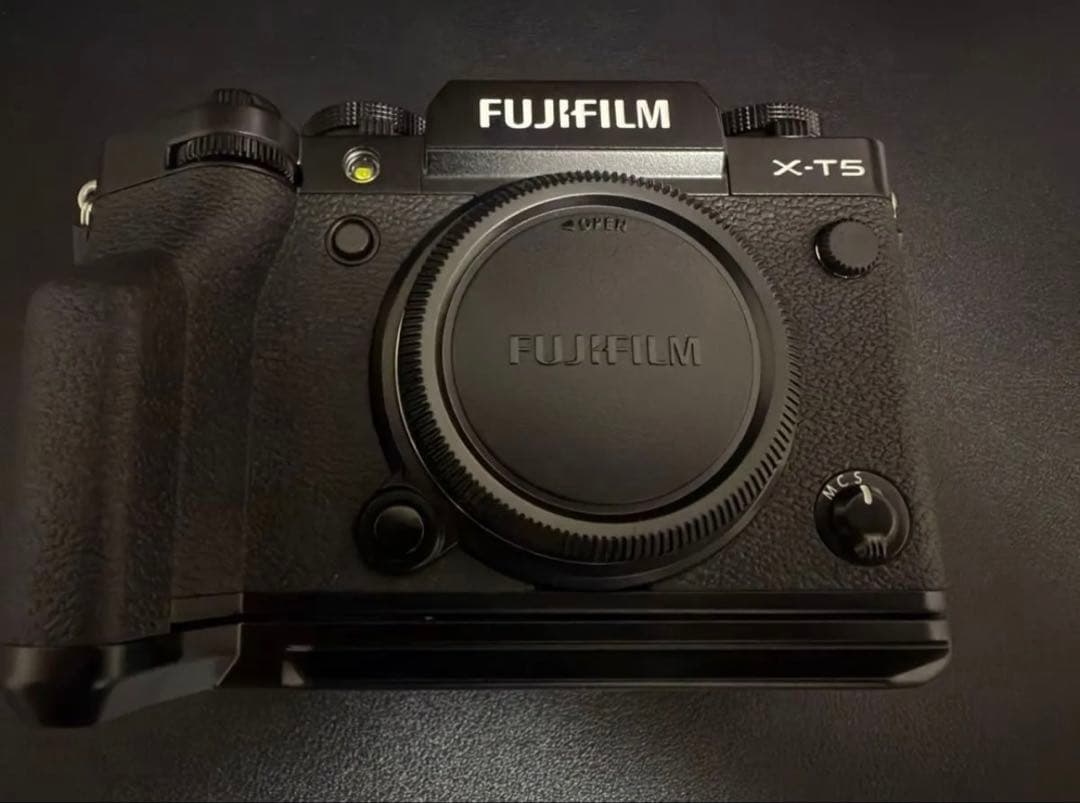 Fujifilm X-T5 本体と付属品セット